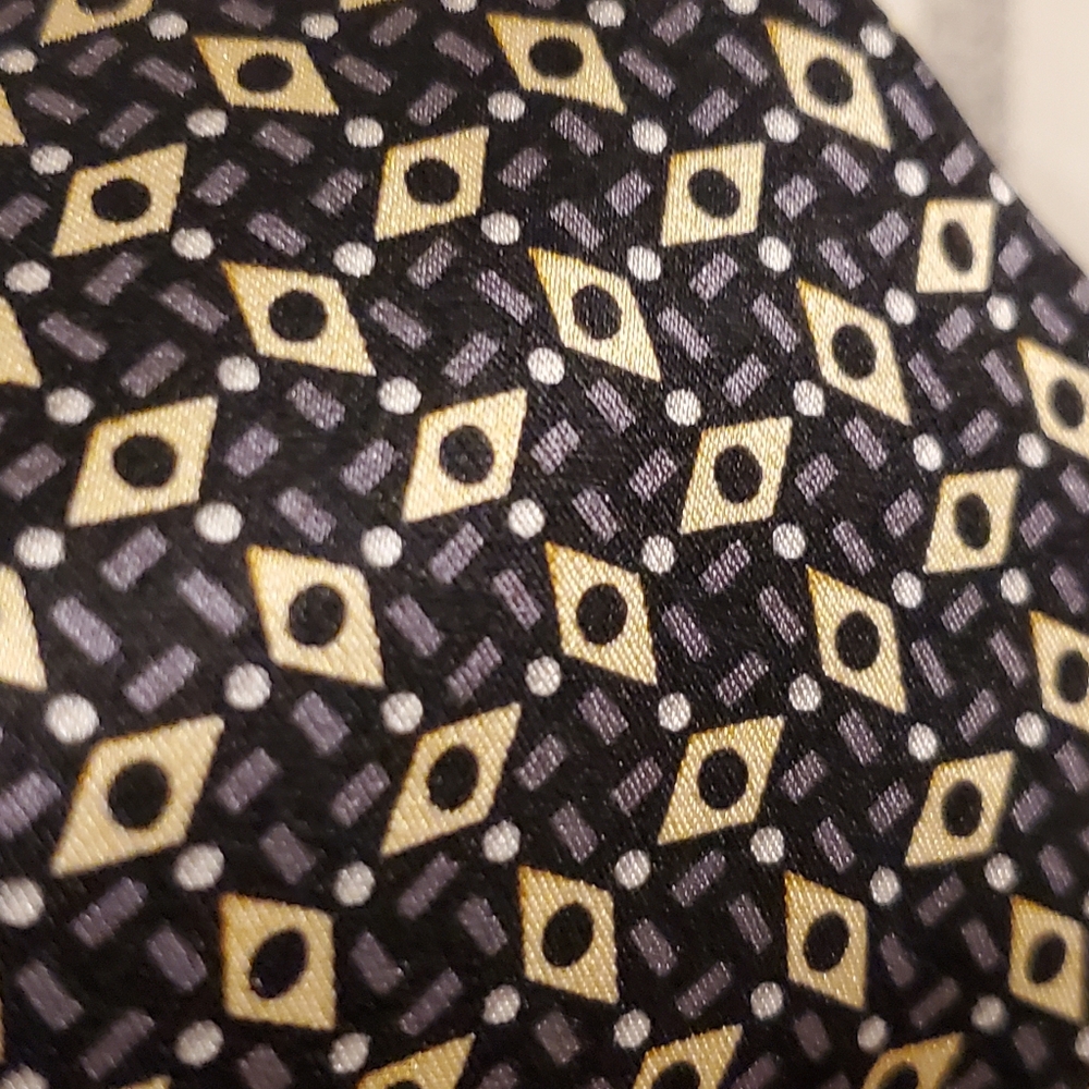 Club Room Men's Tie‎ Geometric Black Tan Gray Cream 100% Silk Made in USA